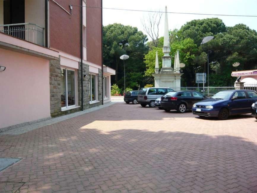 Hotel Calipso Llido Degli Estensi Eksteriør bilde